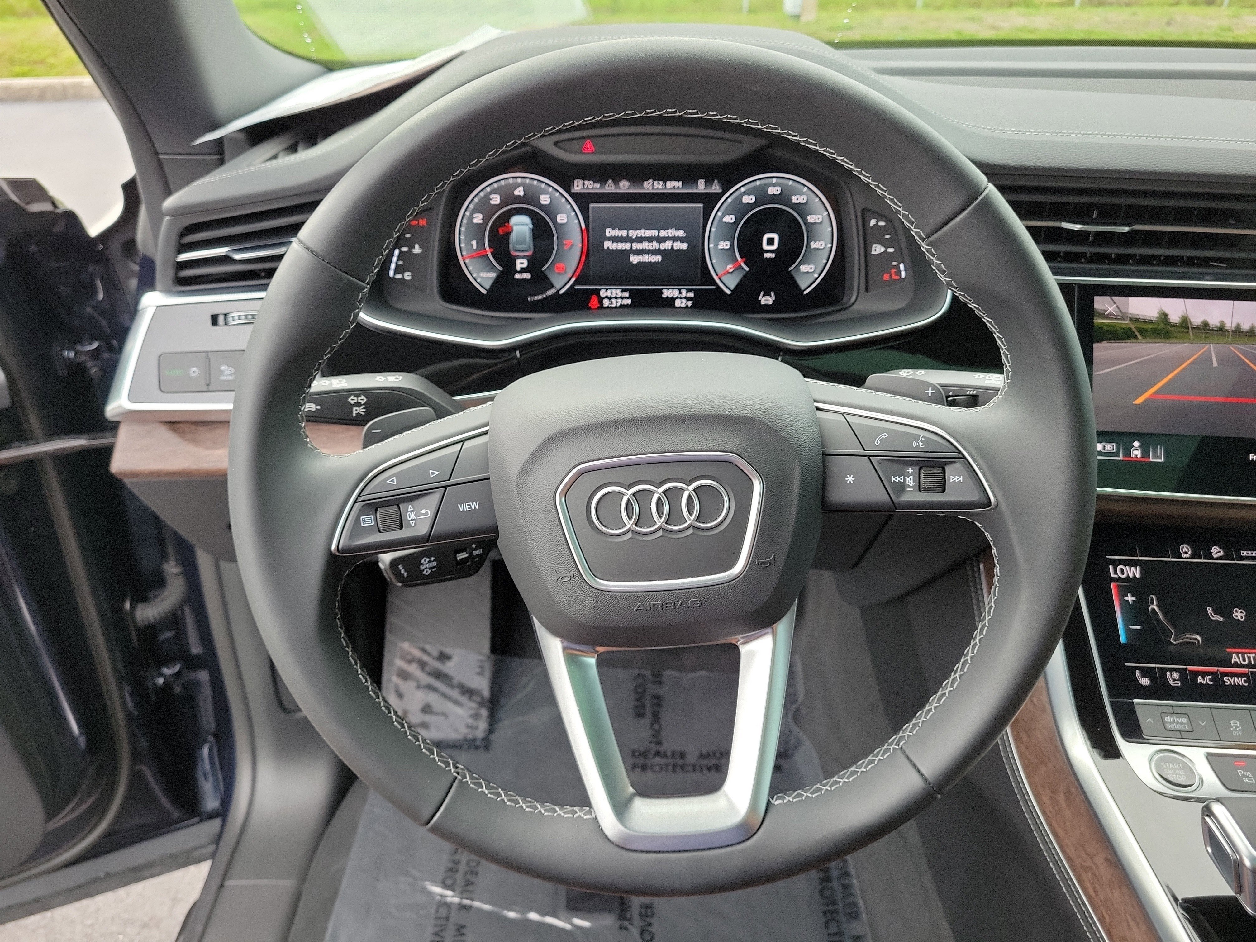 Used 2025 Audi Q8 Premium Plus AWD/4WD image 28