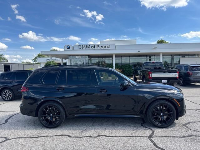 Used 2025 BMW X7 M60i AWD/4WD image 4