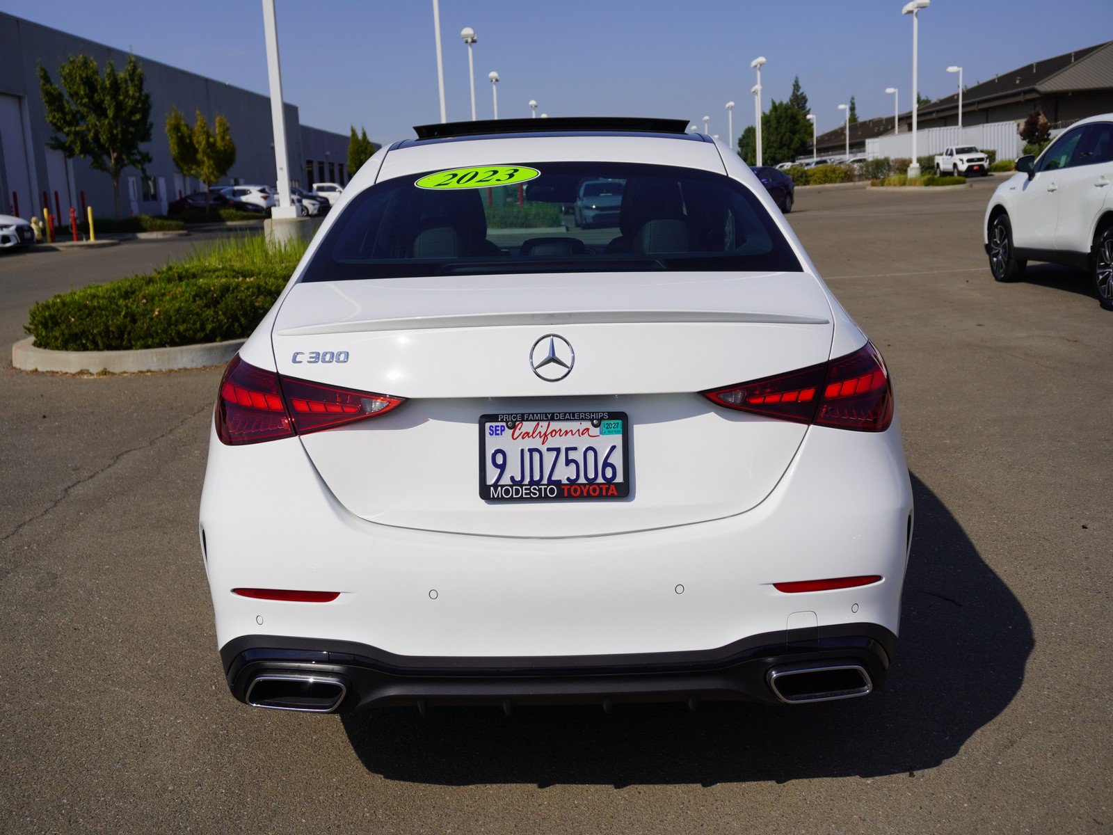 Used 2023 Mercedes-Benz C 300 Sedan image 10