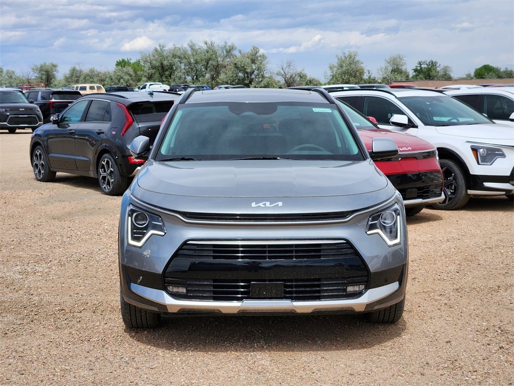 New 2025 Kia Niro EX Touring image 5
