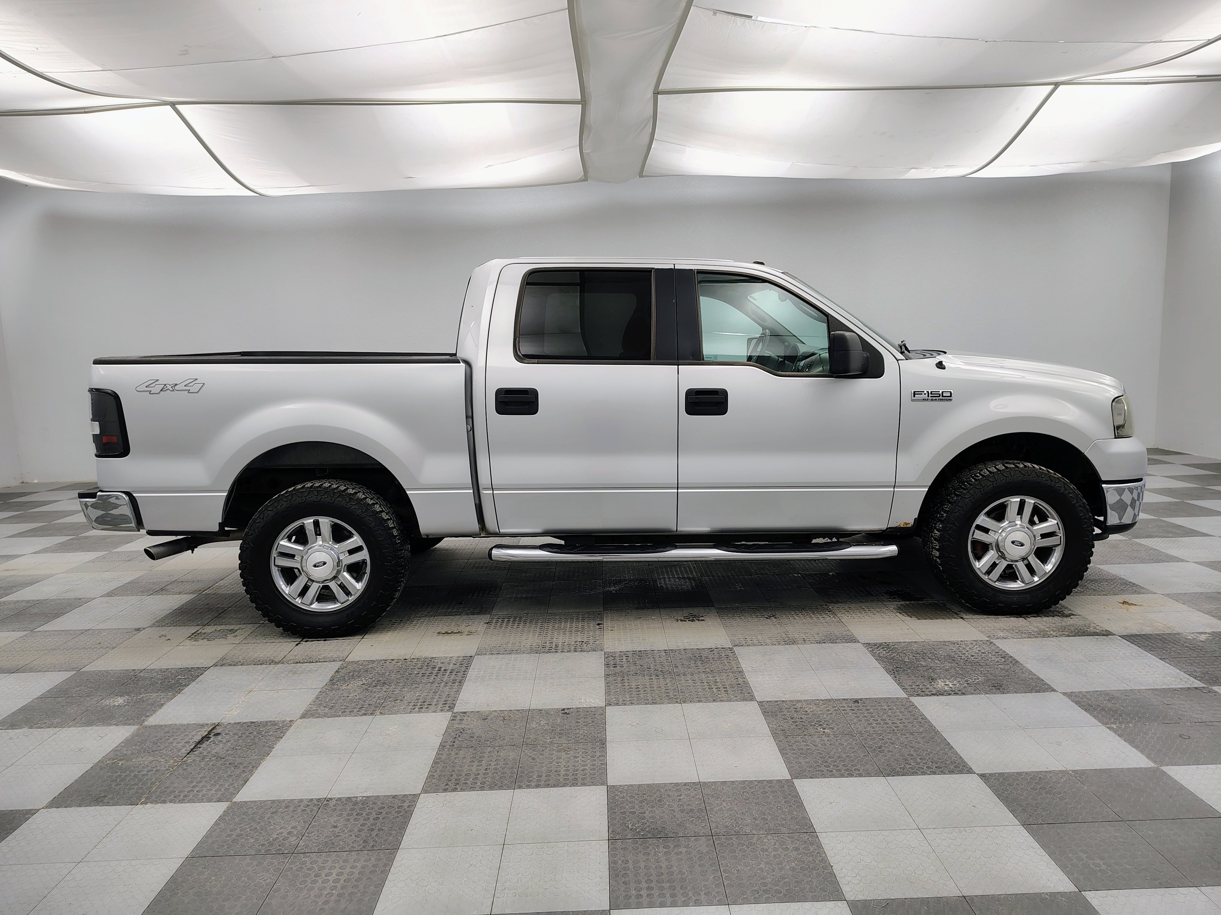 Used 2006 Ford F150 XLT image 10