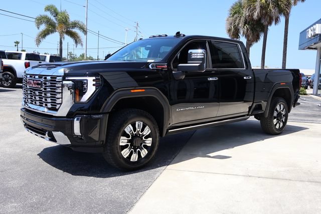 New 2026 GMC Sierra 3500 Denali w/ Denali Reserve Package AWD/4WD image 4