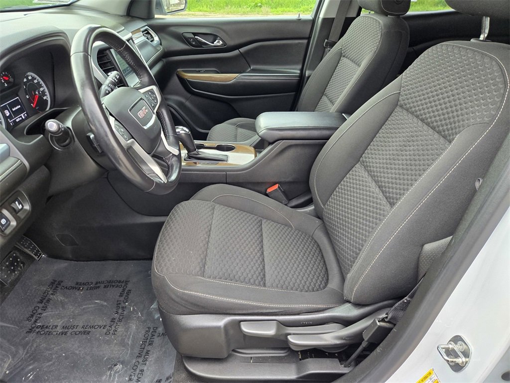 Used 2018 GMC Acadia SLE image 15