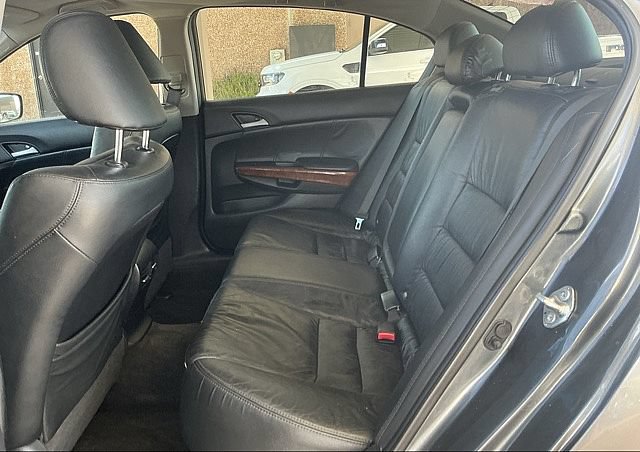 Used 2011 Honda Accord EX-L image 13