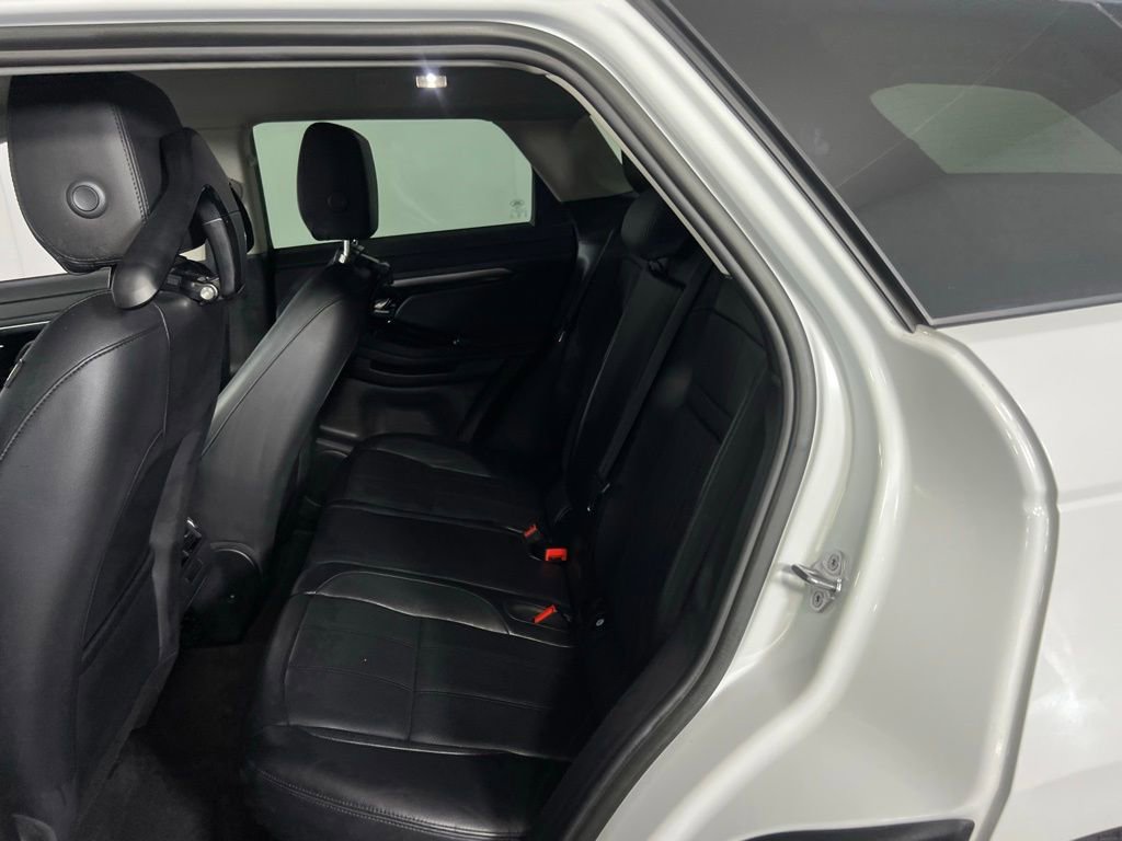 Used 2023 Land Rover Range Rover Evoque S image 27