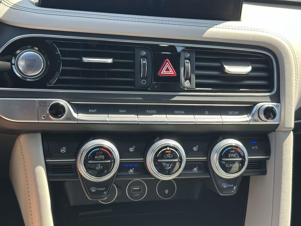 Certified 2023 Genesis G70 3.3T w/ Sport Prestige Package image 26