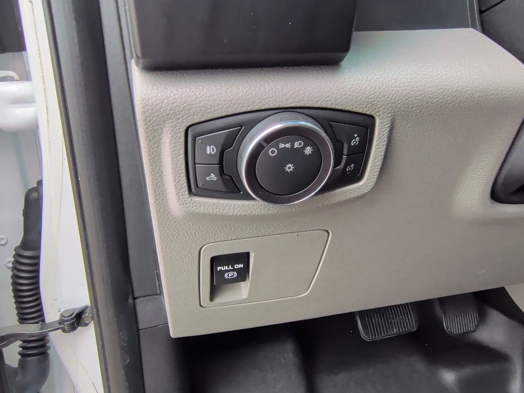 Used 2018 Ford F150 XL w/ Equipment Group 101A Mid AWD/4WD image 15