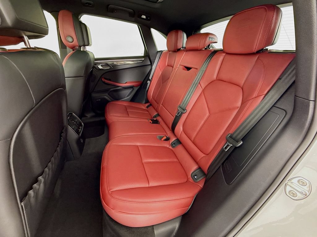 New 2026 Porsche Macan GTS AWD/4WD image 27