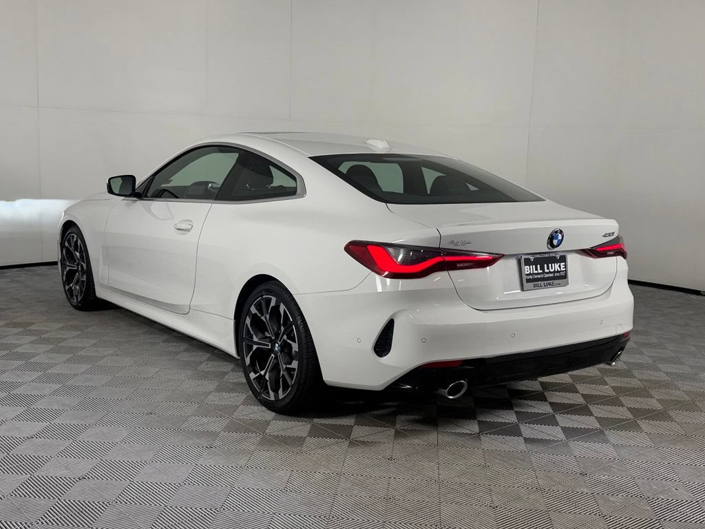 Used 2025 BMW 430i Coupe w/ Convenience Package RWD image 9