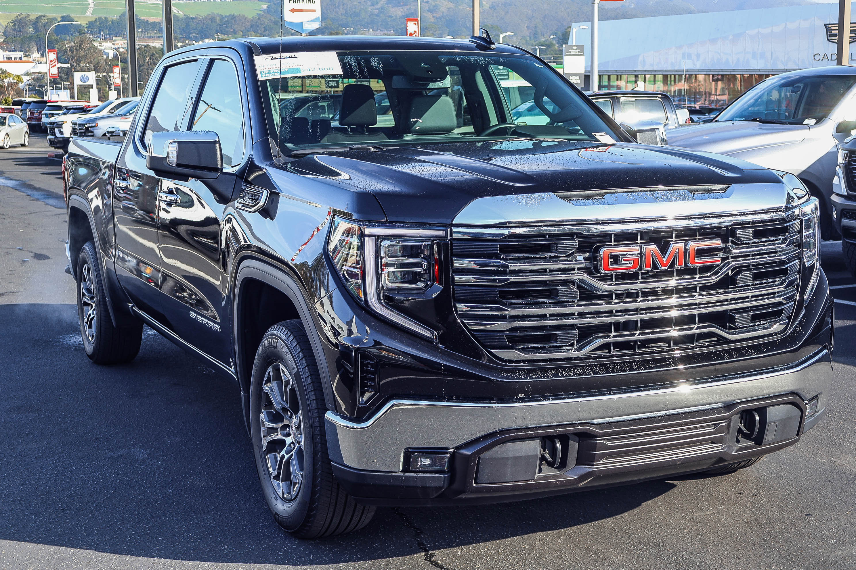 Certified 2025 GMC Sierra 1500 SLT image 20