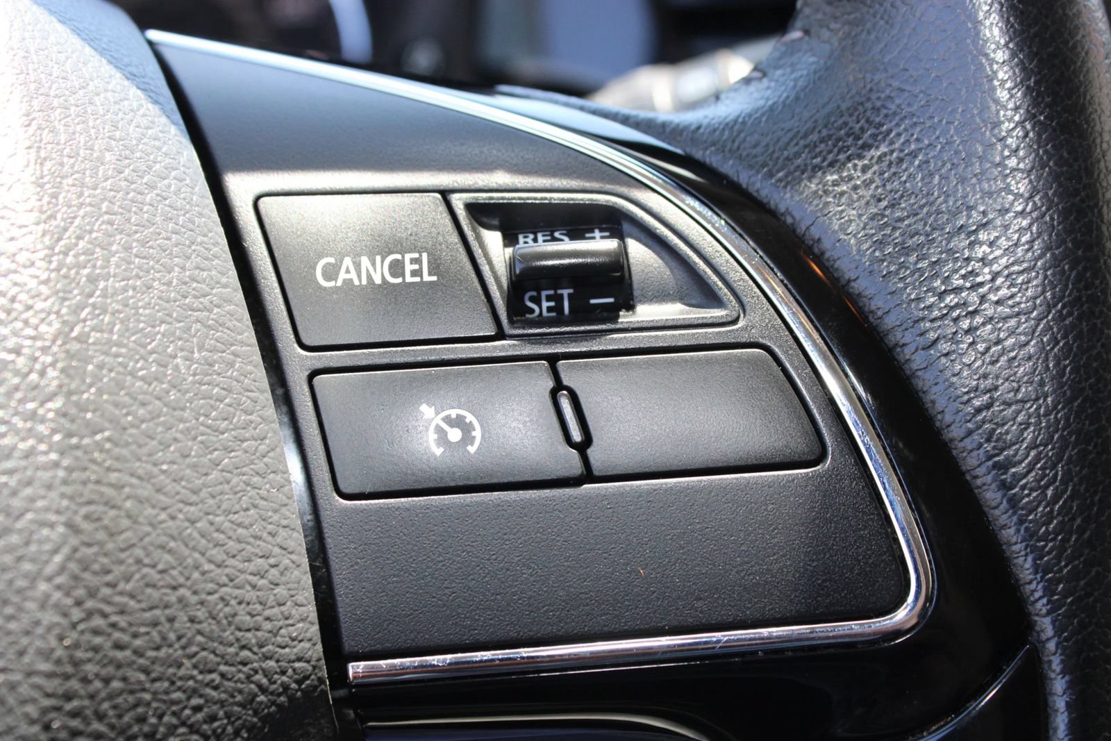 Used 2020 Mitsubishi Outlander SEL FWD image 26