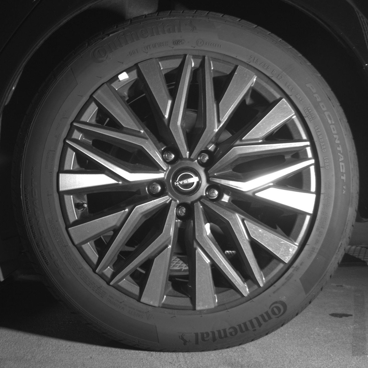 Used 2025 Nissan Altima 2.5 SV image 14