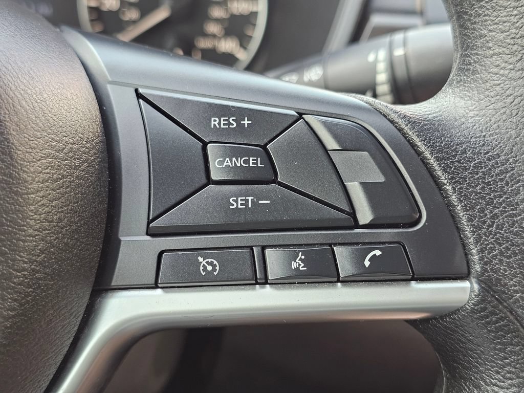 Used 2024 Nissan Altima 2.5 SV FWD image 23
