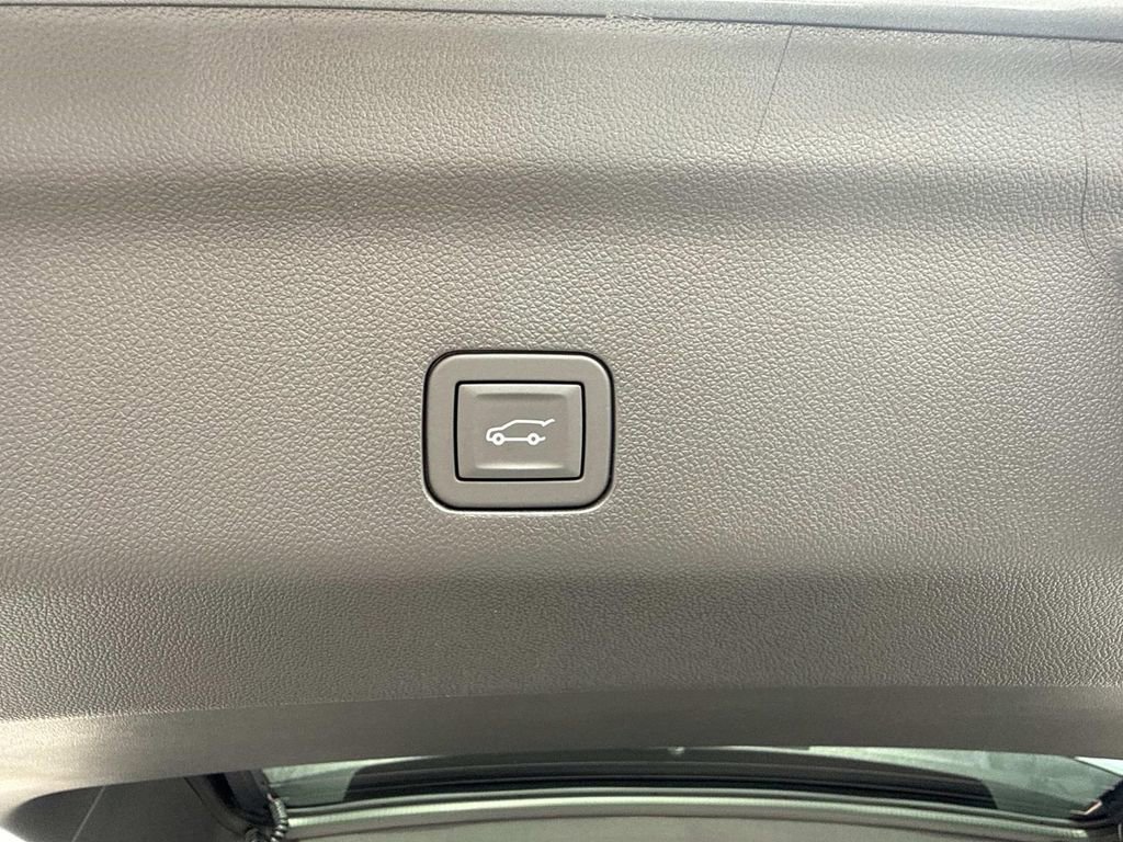 New 2026 Cadillac Escalade Platinum Sport AWD/4WD image 12