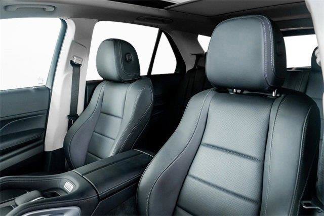 Used 2024 Mercedes-Benz GLE 450 4MATIC w/ Winter Package image 36