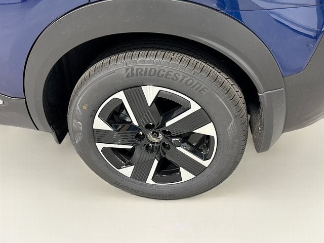 New 2026 Nissan Kicks SV w/ Cold Weather Package AWD/4WD image 9
