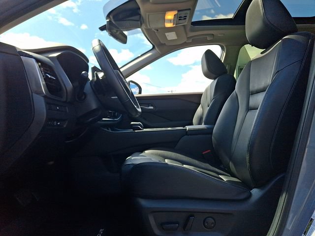 Certified 2023 Nissan Rogue SL w/ SL Premium Package AWD/4WD image 14