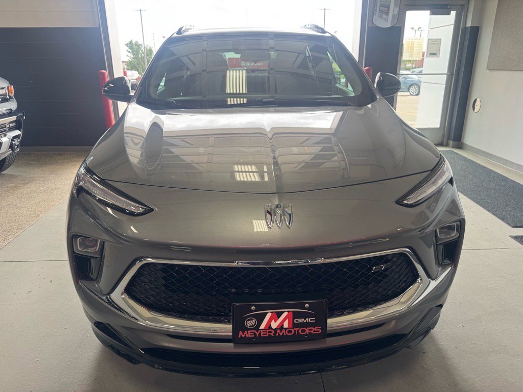 New 2026 Buick Encore GX Sport Touring w/ Comfort Package image 3