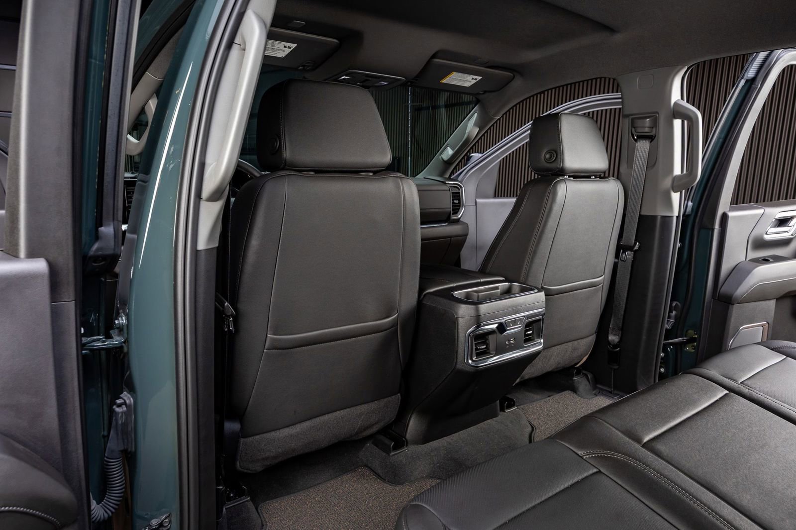 Used 2025 Chevrolet Silverado 2500 LTZ w/ Trail Boss Package image 35