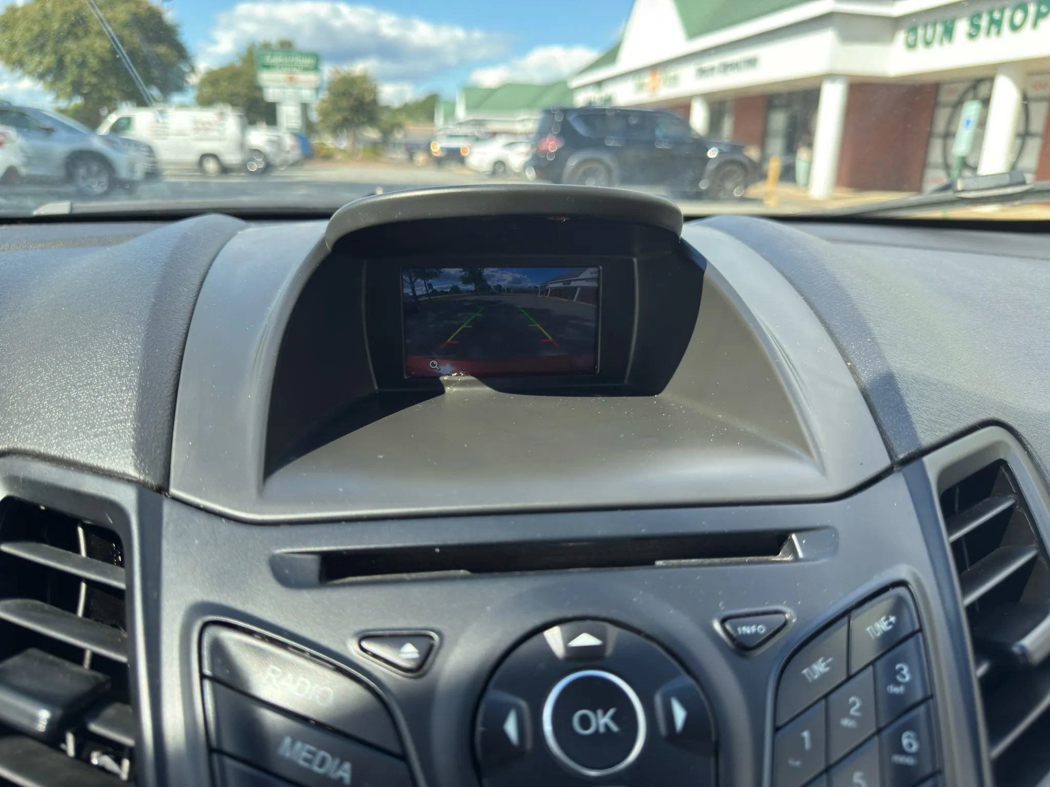 Used 2019 Ford Fiesta SE image 18