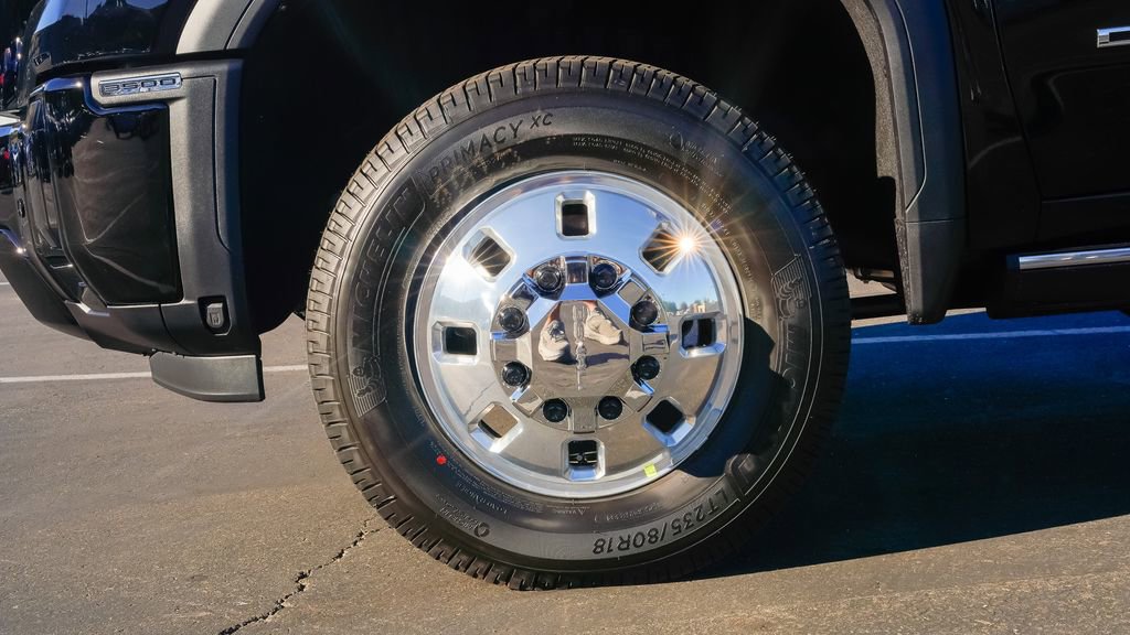 New 2026 GMC Sierra 3500 Denali Ultimate image 9