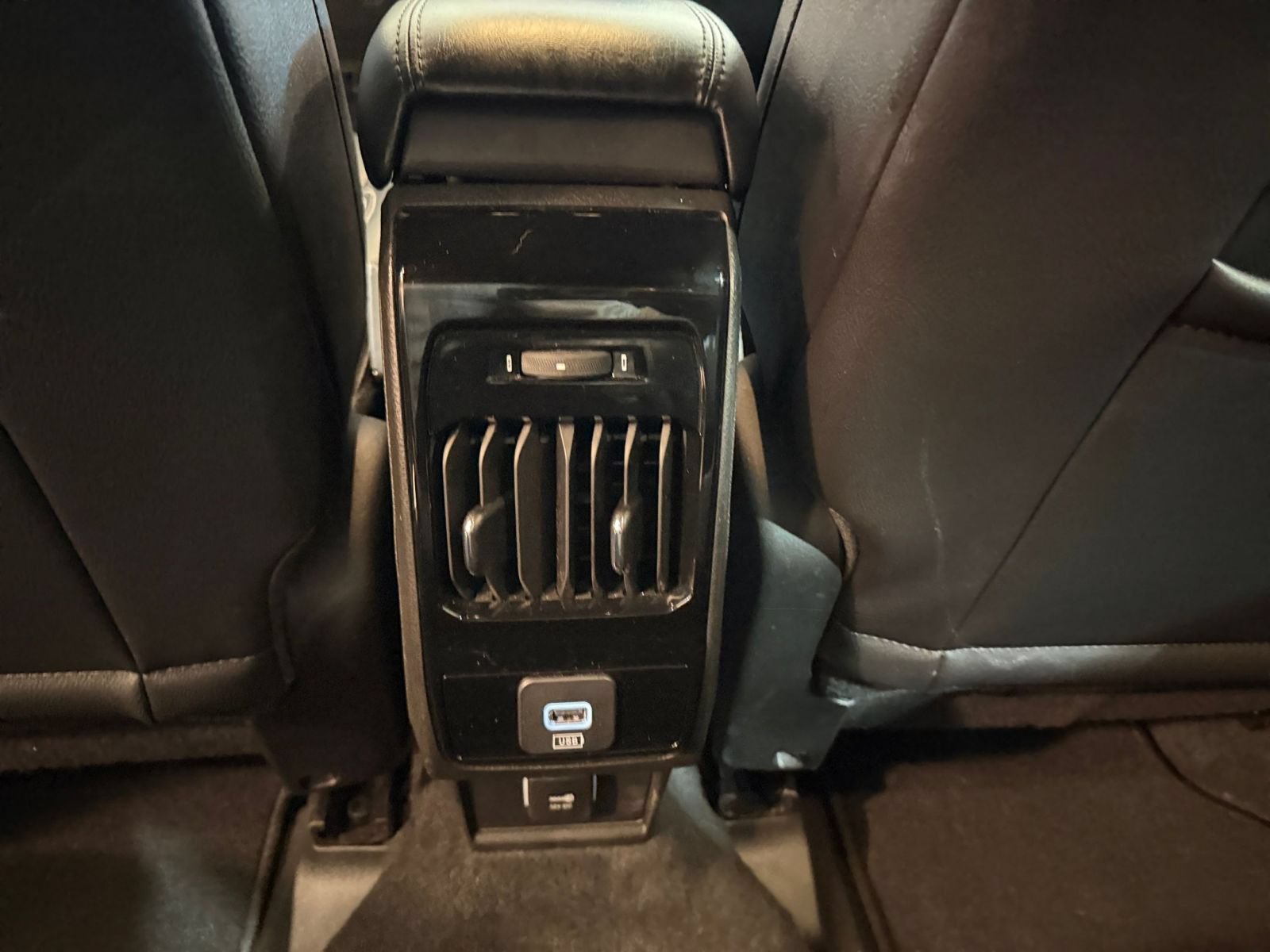 Used 2025 Jeep Compass Limited AWD/4WD image 22