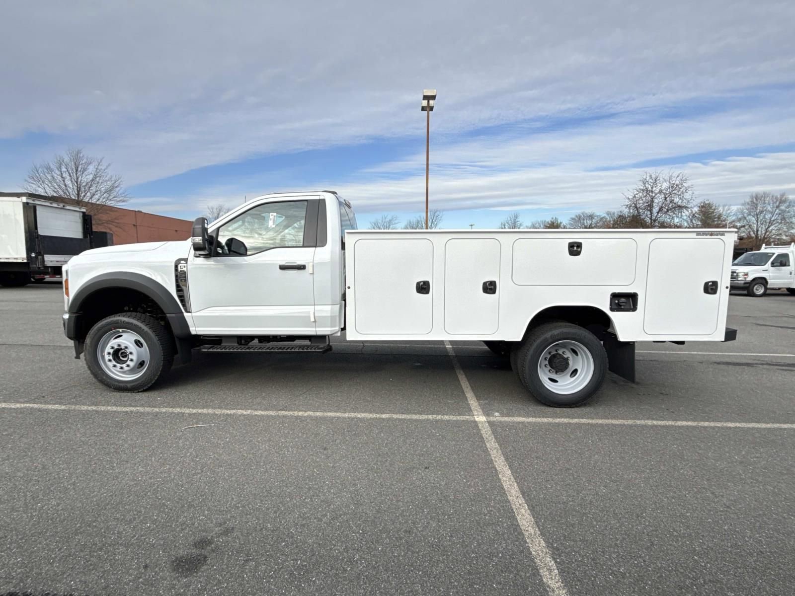 New 2026 Ford F550 4x4 Regular Cab Super Duty image 6