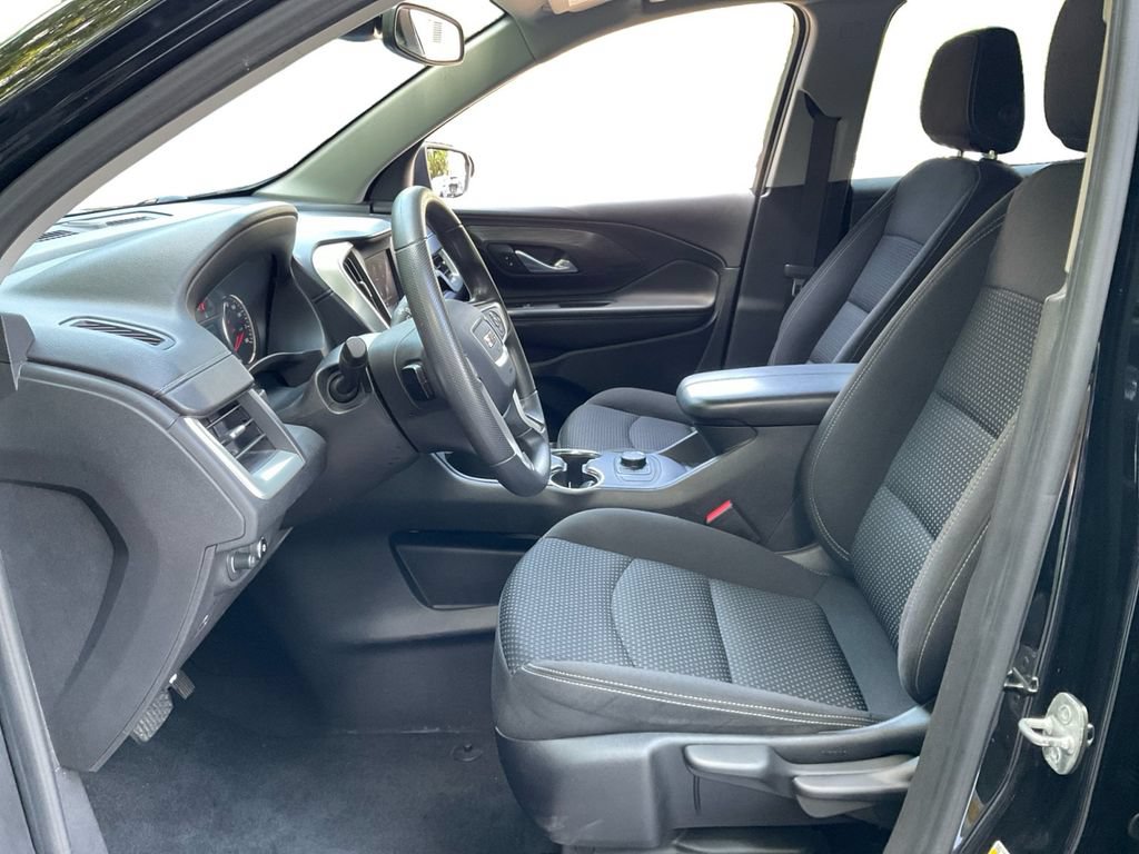 Used 2022 GMC Terrain SLE w/ Elevation Edition AWD/4WD image 18