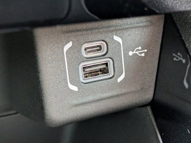 New 2026 Jeep Compass Latitude image 20