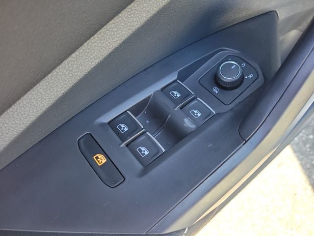 Certified 2024 Volkswagen Jetta Sport FWD image 13