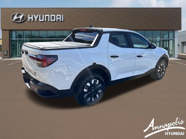 Certified 2025 Hyundai Santa Cruz SE AWD/4WD image 5