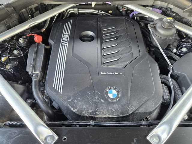 Used 2022 BMW X5 xDrive40i w/ M Sport Package AWD/4WD image 28