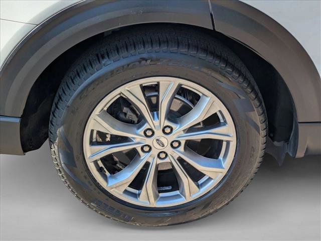 Used 2020 Ford Explorer Limited image 24