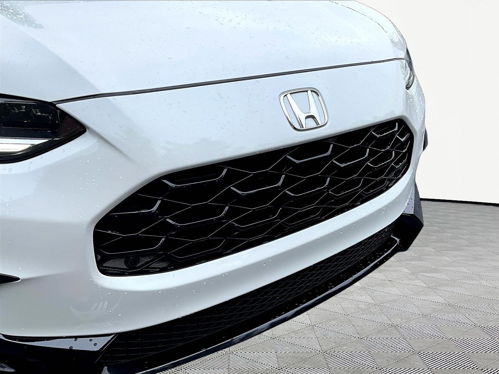 Certified 2025 Honda HR-V EX-L image 33