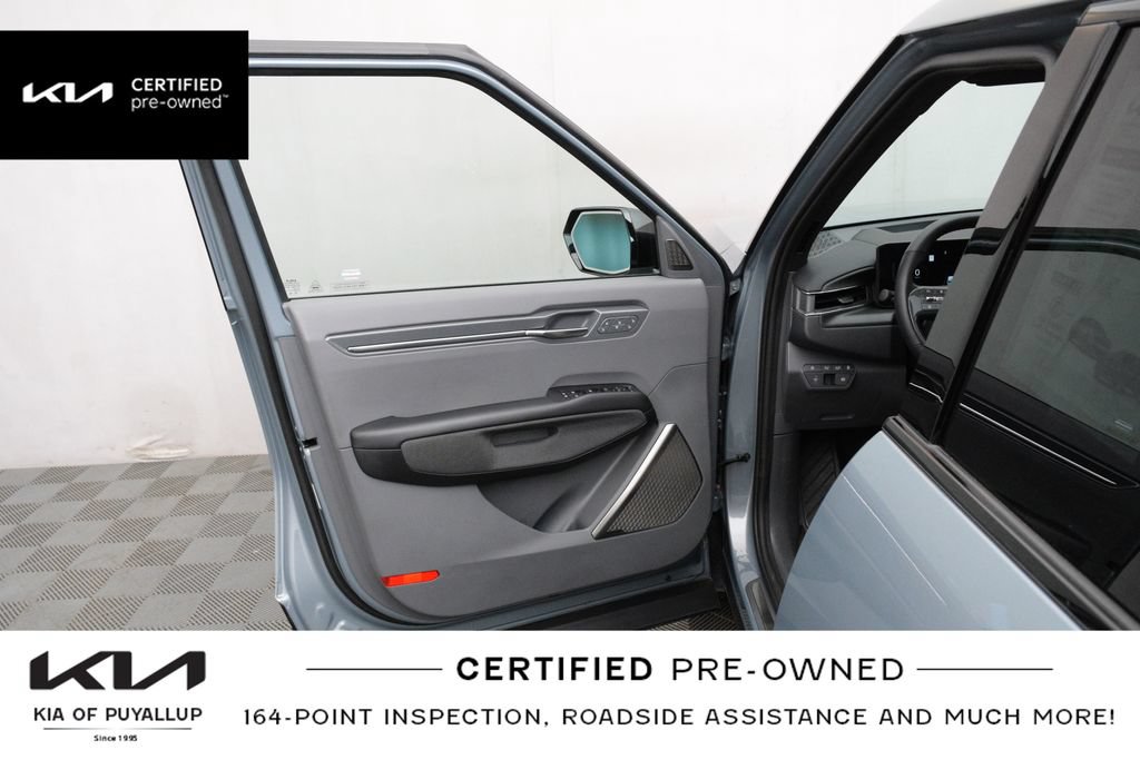 Certified 2024 Kia EV9 GT-Line AWD/4WD image 10