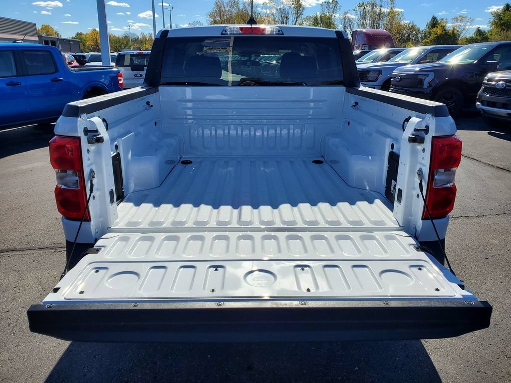 New 2025 Ford Maverick XLT w/ XLT Luxury Package AWD/4WD image 30