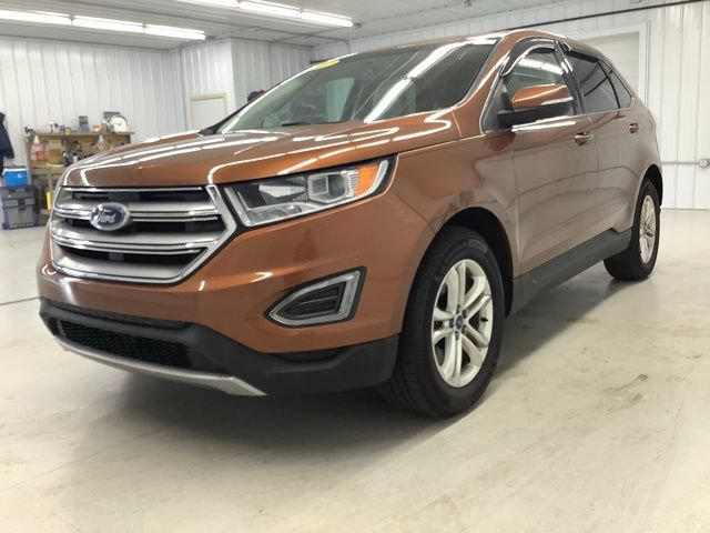 Used 2017 Ford Edge SEL w/ Equipment Group 201A AWD/4WD image 3