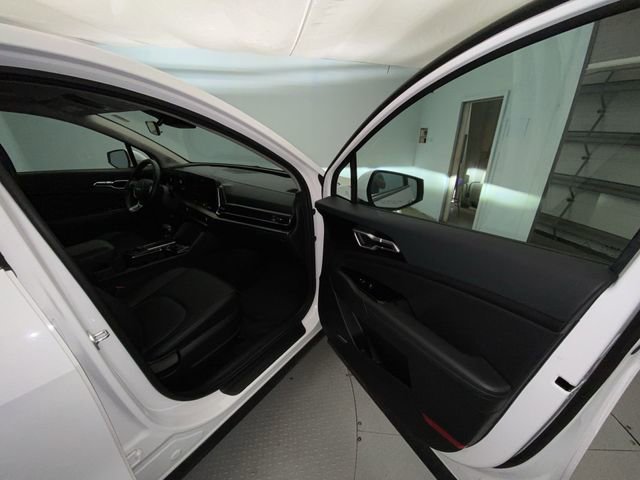Used 2024 Kia Sportage EX FWD image 24