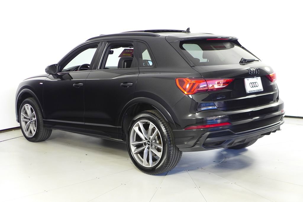 Used 2025 Audi Q3 2.0T Premium w/ Convenience Package image 9