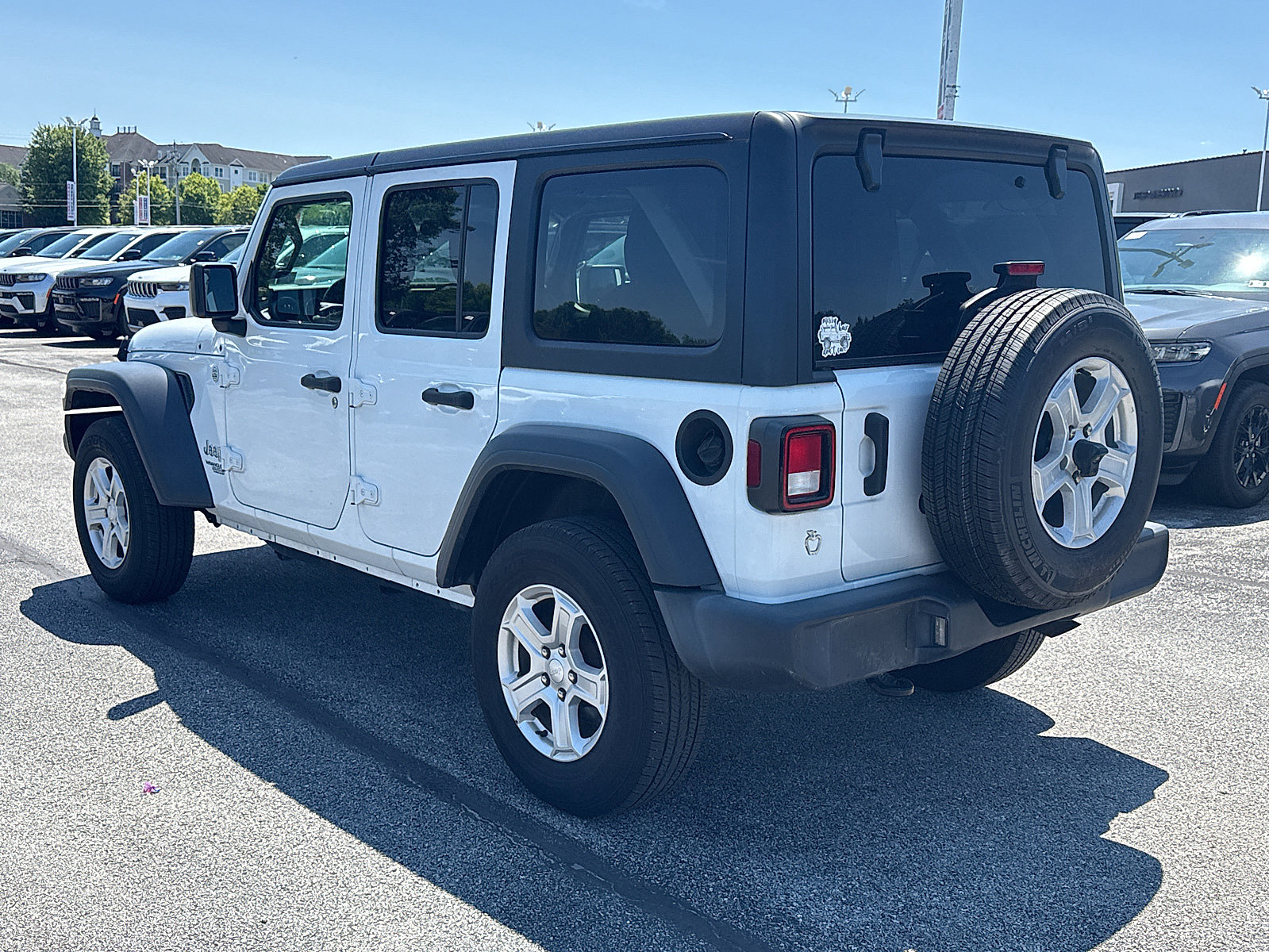 Used 2021 Jeep Wrangler Unlimited Sport AWD/4WD image 4