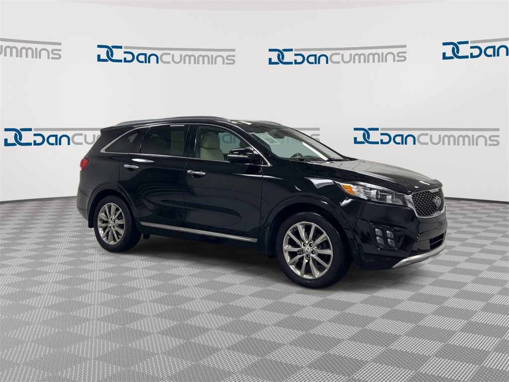 Used 2018 Kia Sorento SX image 2
