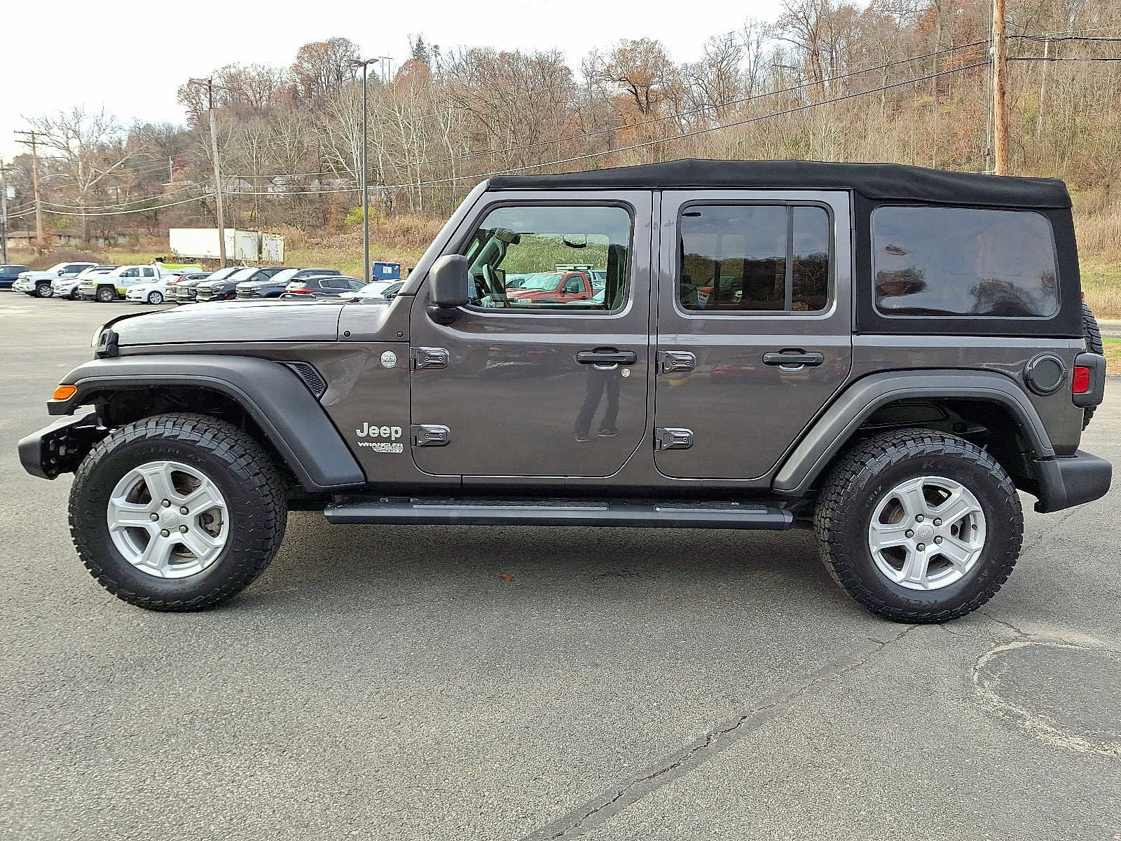 Used 2021 Jeep Wrangler Unlimited Sport image 5