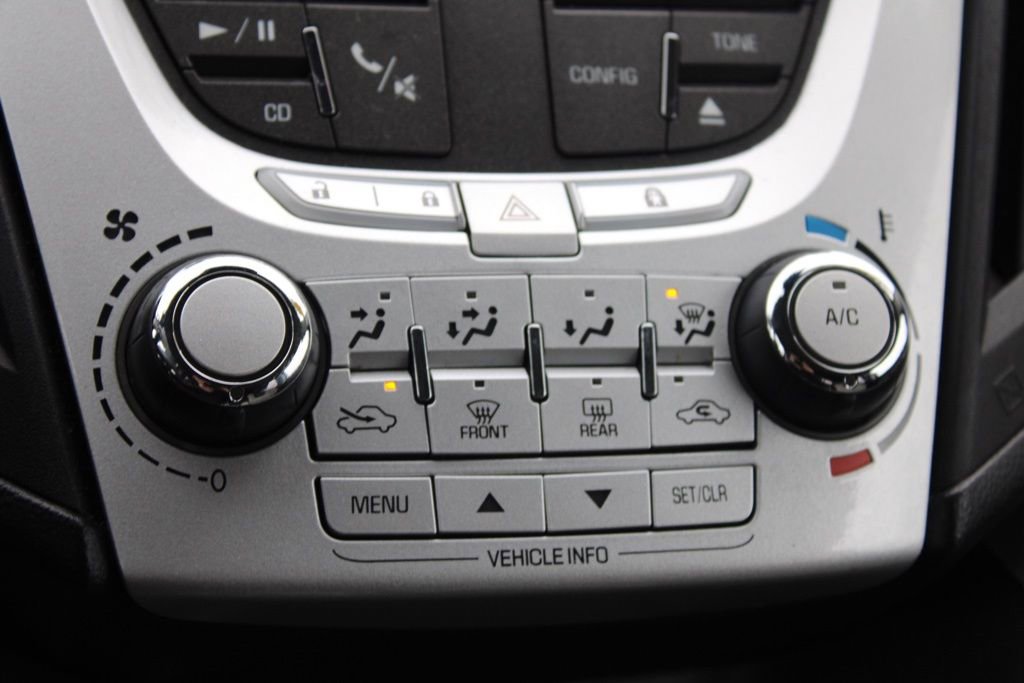 Used 2014 Chevrolet Equinox LS image 32