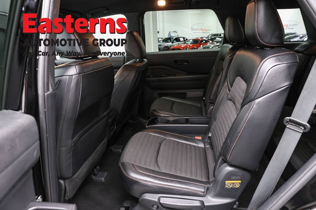 Used 2023 Nissan Pathfinder Rock Creek AWD/4WD image 23