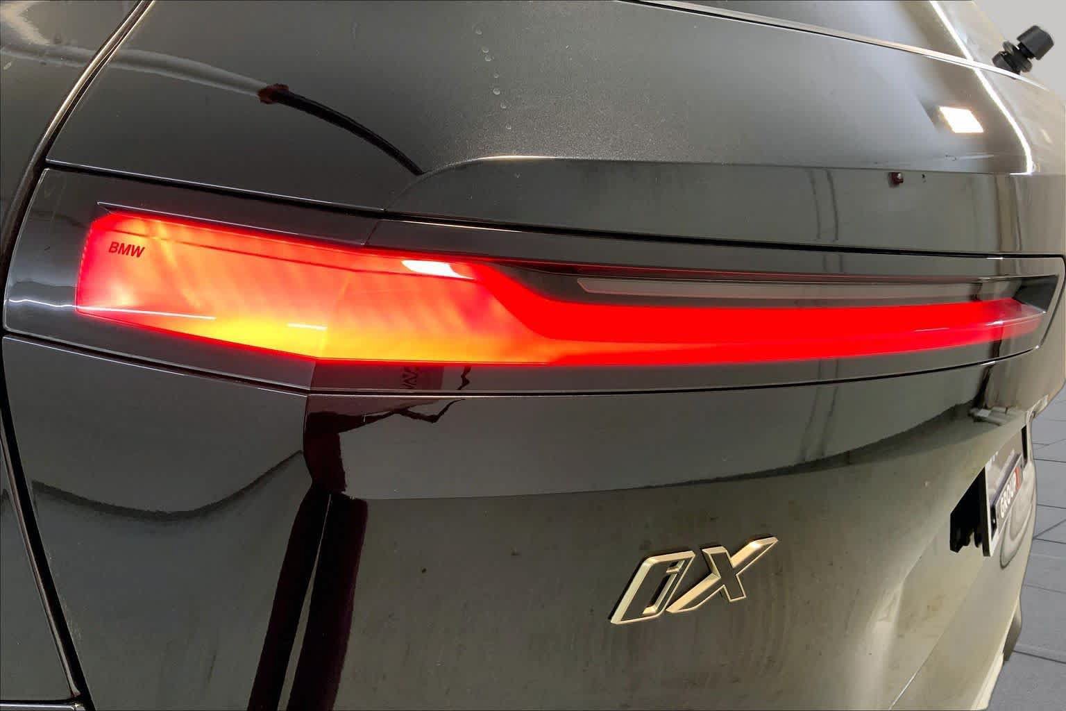Used 2024 BMW iX M60 AWD/4WD image 28
