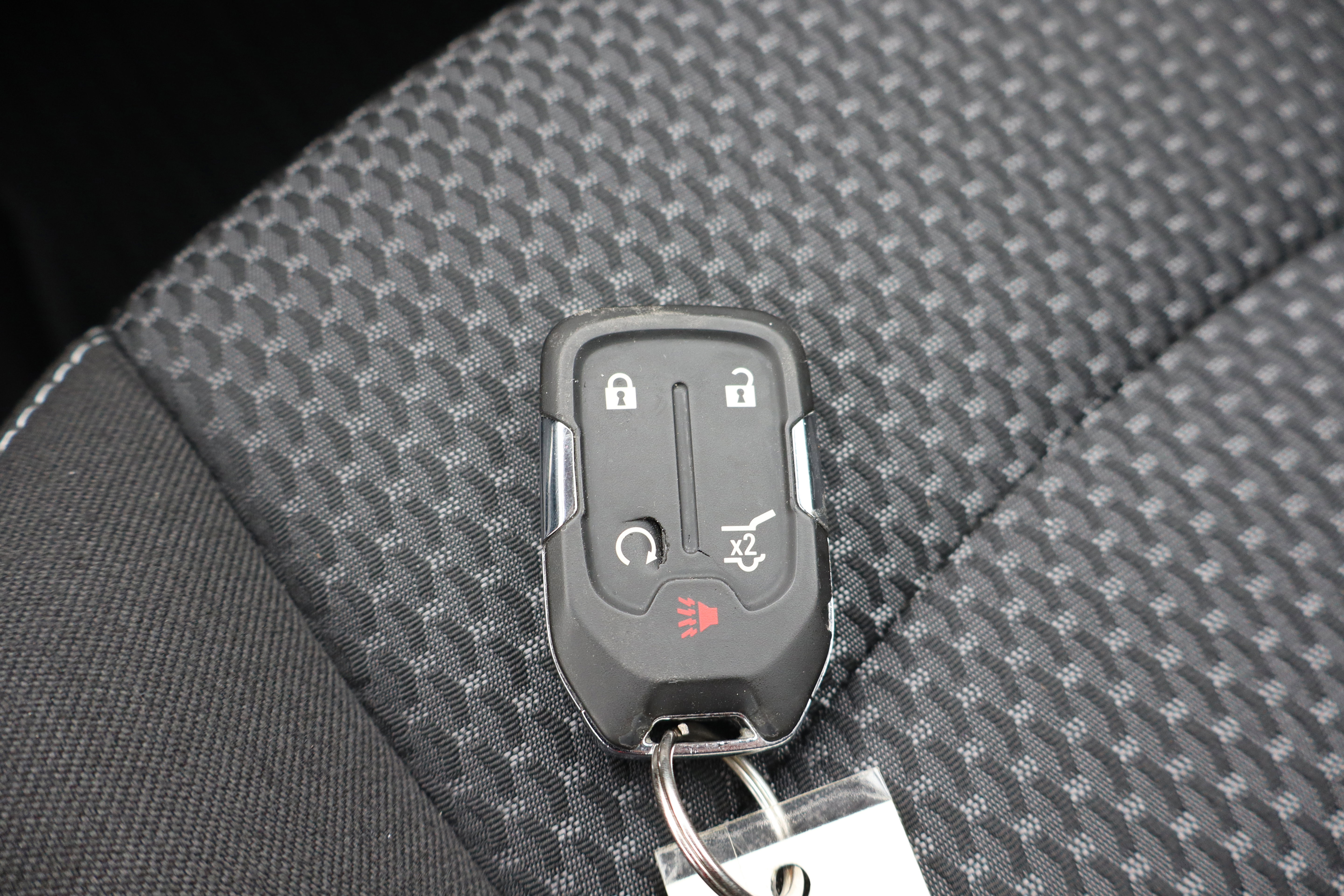 Used 2024 GMC Terrain SLE w/ Driver Convenience Package image 27