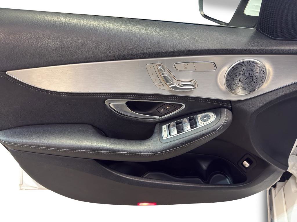 Used 2015 Mercedes-Benz C 300 4MATIC Sedan image 13