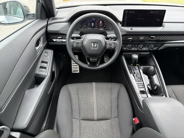 Used 2025 Honda Accord Sport image 26