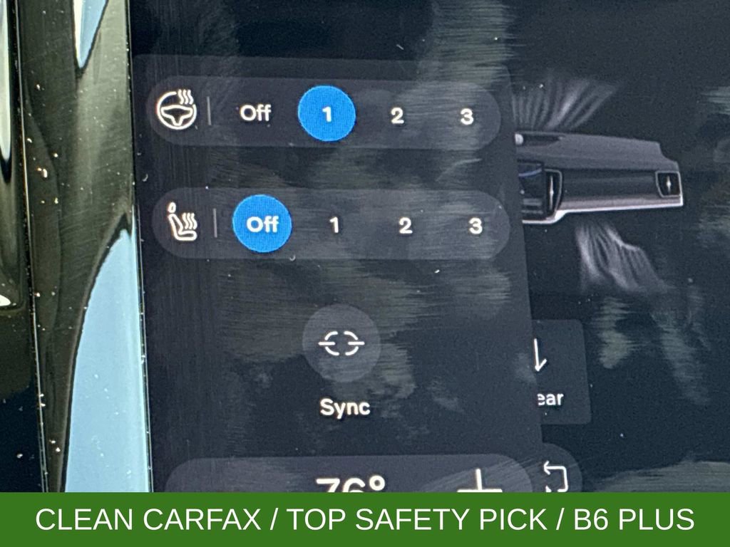 Used 2025 Volvo XC90 B6 Plus AWD/4WD image 36
