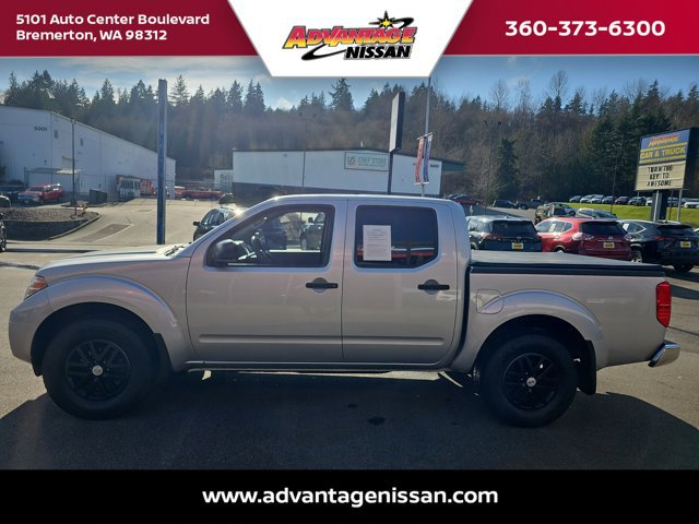 Used 2019 Nissan Frontier SV image 2